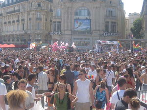 Allons-y Gay-ement !
