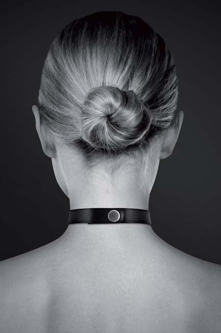 Collier ras du cou ajustable noir avec coeur argenté - Bijoux Pour Toi