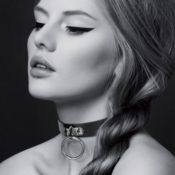 Collier ras du cou ajustable noir avec anneau argenté - Bijoux Pour Toi